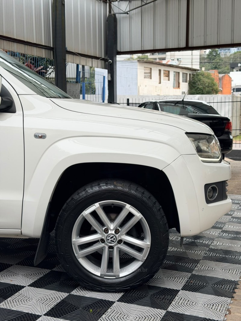 AMAROK 2.0 HIGHLINE 4X4 CD 16V TURBO INTERCOOLER DIESEL 4P AUTOMÁTICO - 2015 - PASSO FUNDO