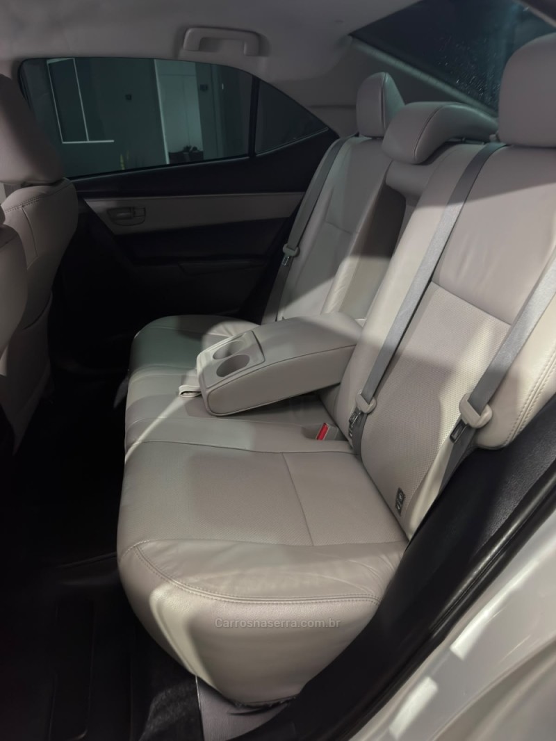 COROLLA 2.0 XEI 16V FLEX 4P AUTOMÁTICO - 2017 - PASSO FUNDO