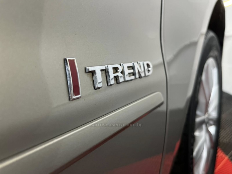 SPACEFOX 1.6 MI TREND 8V FLEX 4P MANUAL - 2014 - ESTâNCIA VELHA