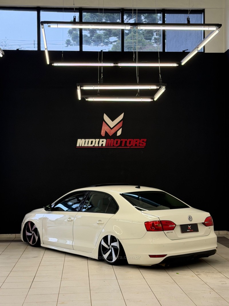 JETTA 2.0 COMFORTLINE FLEX 4P TIPTRONIC - 2013 - CAXIAS DO SUL