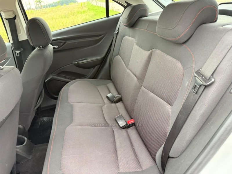 ONIX 1.4 MPFI LTZ 8V FLEX 4P MANUAL - 2016 - IVOTI