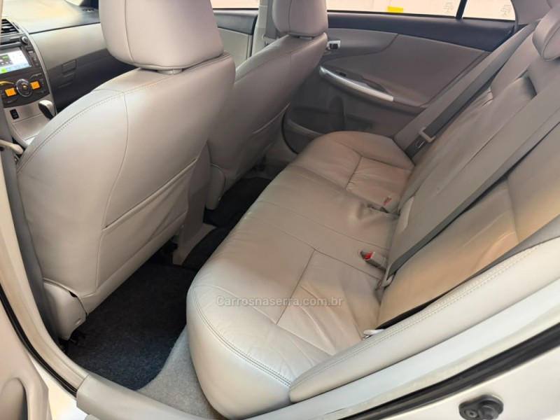 COROLLA 2.0 XEI 16V FLEX 4P AUTOMÁTICO - 2014 - BOM RETIRO DO SUL