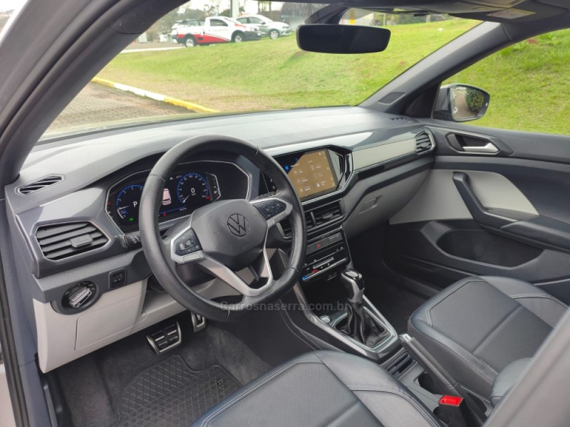 T-CROSS 1.4 HIGHLINE TSI 16V FLEX 4P AUTOMÁTICO - 2024 - NOVA PETRóPOLIS