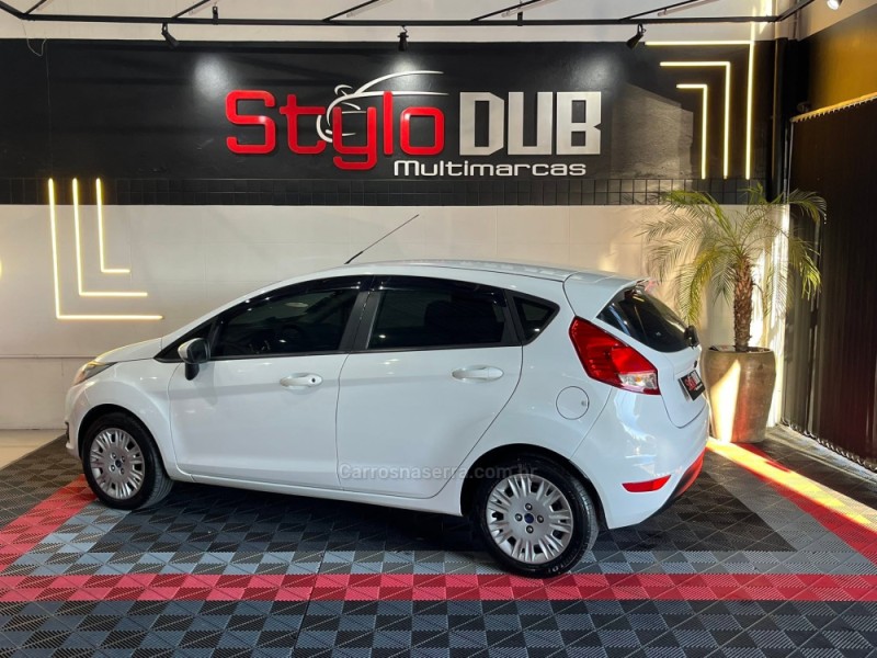 FIESTA 1.5 SE HATCH 16V FLEX 4P MANUAL - 2014 - ESTâNCIA VELHA
