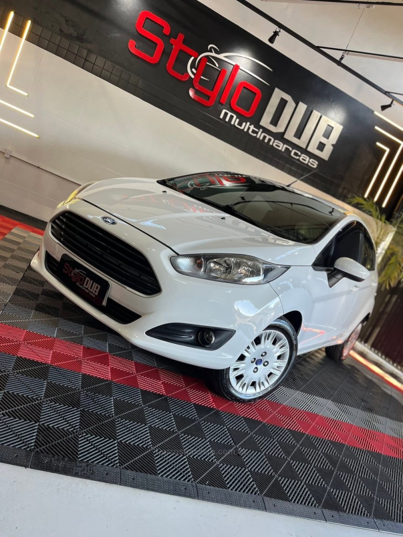 FIESTA 1.5 SE HATCH 16V FLEX 4P MANUAL - 2014 - ESTâNCIA VELHA