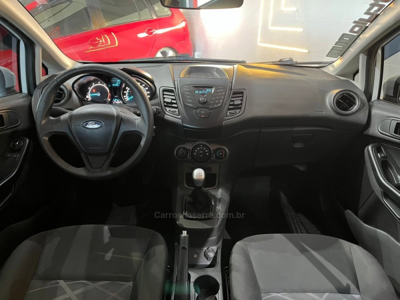 FIESTA 1.5 SE HATCH 16V FLEX 4P MANUAL - 2014 - ESTâNCIA VELHA