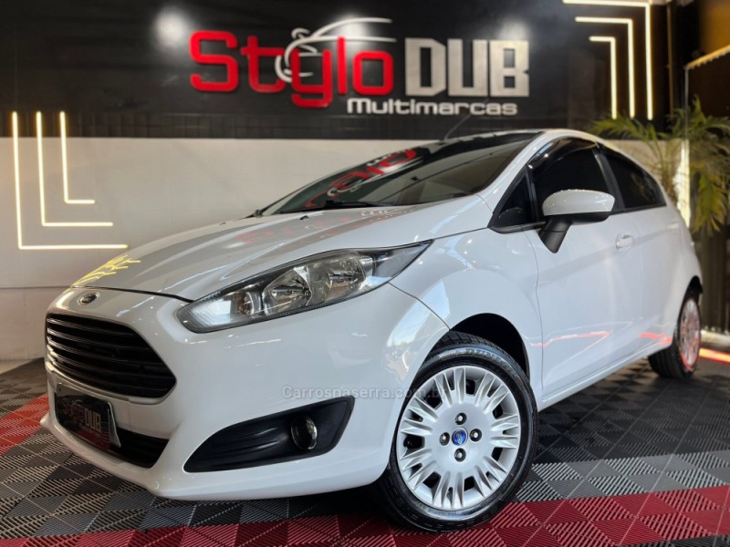 FIESTA 1.5 SE HATCH 16V FLEX 4P MANUAL - 2014 - ESTâNCIA VELHA