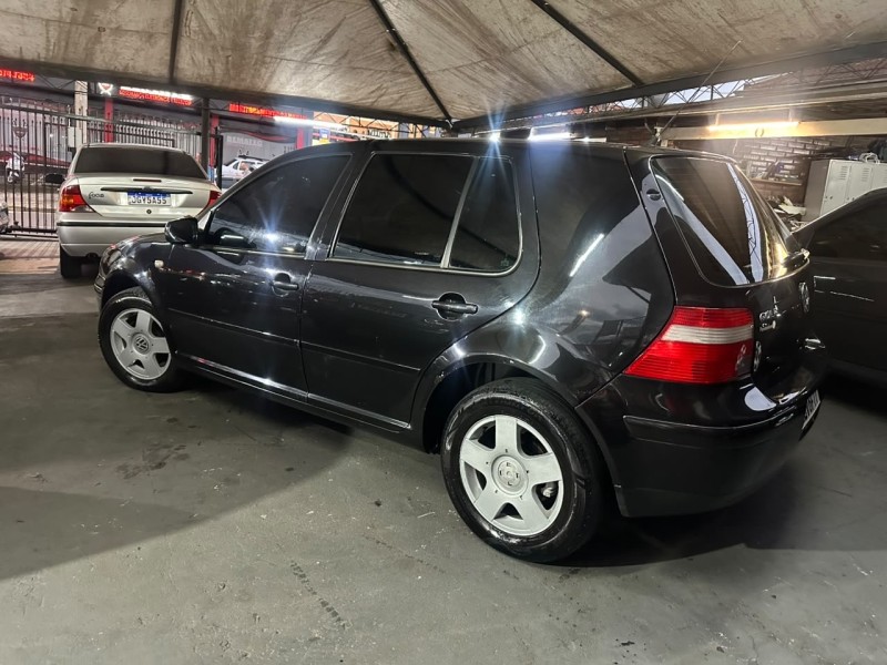 GOLF 2.0 MI 8V GASOLINA 4P MANUAL - 2004 - CAXIAS DO SUL