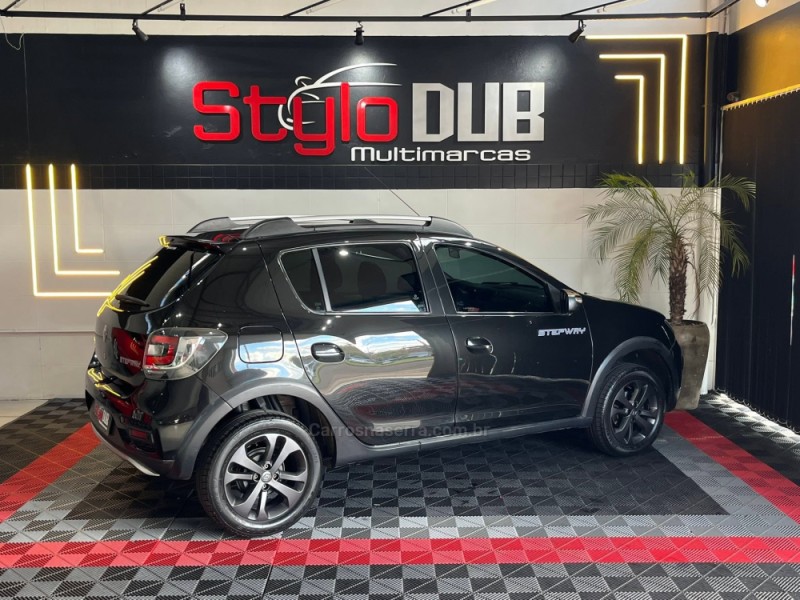 SANDERO 1.6 STEPWAY 16V FLEX 4P MANUAL - 2018 - ESTâNCIA VELHA