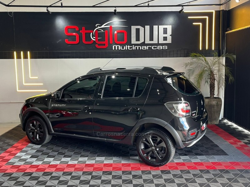 SANDERO 1.6 STEPWAY 16V FLEX 4P MANUAL - 2018 - ESTâNCIA VELHA