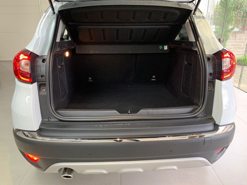 CAPTUR 2.0 16V FLEX INTENSE AUTOMÁTICO - 2018 - CAXIAS DO SUL