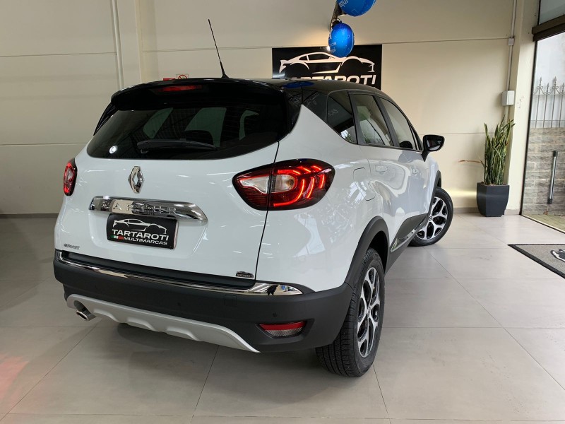 CAPTUR 2.0 16V FLEX INTENSE AUTOMÁTICO - 2018 - CAXIAS DO SUL
