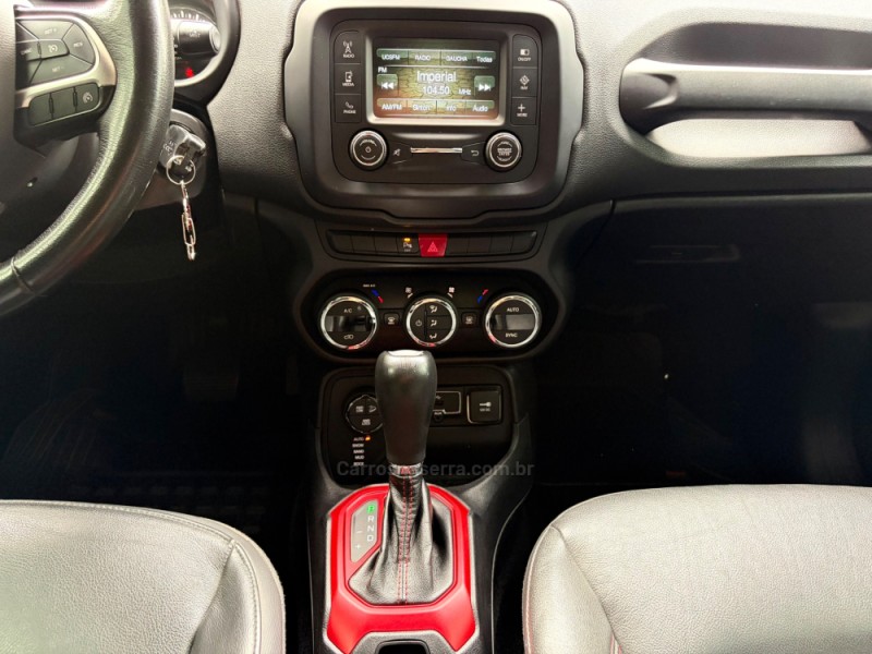 RENEGADE 2.0 16V TURBO DIESEL TRAILHAWK 4P 4X4 AUTOMÁTICO - 2016 - FELIZ