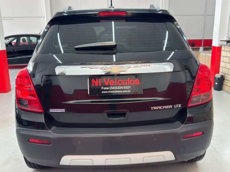 TRACKER 1.8 MPFI LTZ 4X2 16V FLEX 4P AUTOMÁTICO - 2014 - CAXIAS DO SUL