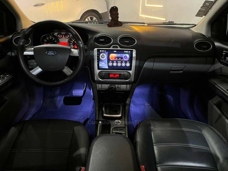 FOCUS 2.0 TITANIUM HATCH 16V FLEX 4P AUTOMÁTICO - 2012 - ESTâNCIA VELHA