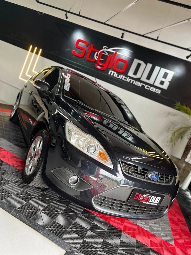 FOCUS 2.0 TITANIUM HATCH 16V FLEX 4P AUTOMÁTICO - 2012 - ESTâNCIA VELHA