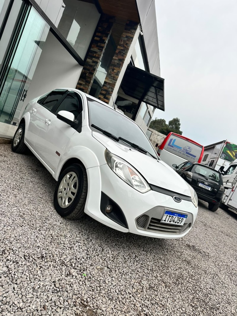 FIESTA 1.6 MPI SEDAN 8V FLEX 4P MANUAL - 2013 - CAXIAS DO SUL