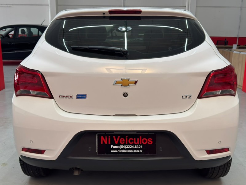 ONIX 1.4 MPFI LTZ 8V FLEX 4P AUTOMÁTICO - 2018 - CAXIAS DO SUL