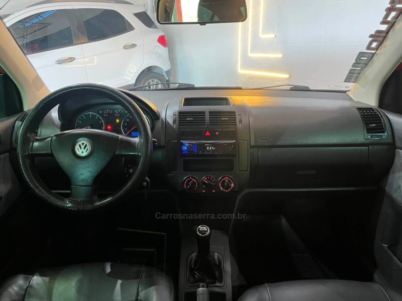 POLO SEDAN 1.6 MI COMFORTLINE 8V FLEX 4P MANUAL - 2010 - ESTâNCIA VELHA