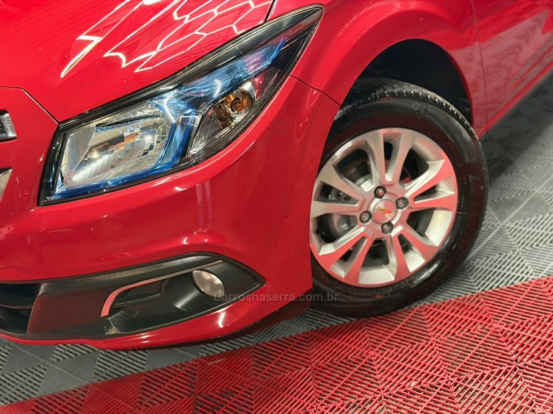PRISMA 1.4 MPFI LTZ 8V FLEX 4P MANUAL - 2015 - CAXIAS DO SUL