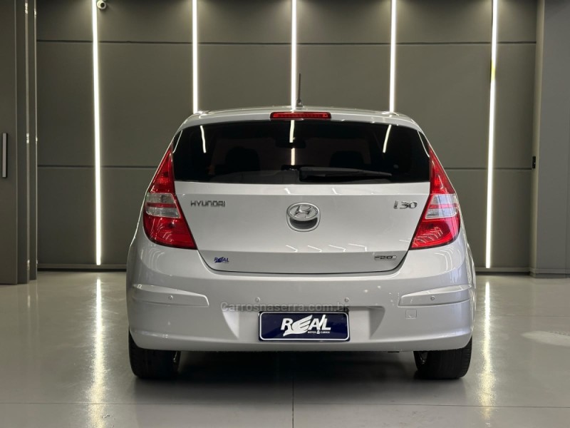I30 2.0 MPFI GLS 16V GASOLINA 4P AUTOMÁTICO - 2011 - SAPIRANGA