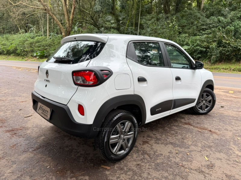 KWID 1.0 12V SCE FLEX ZEN MANUAL - 2026 - DOIS IRMãOS