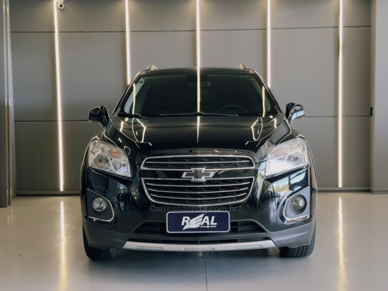 TRACKER 1.8 MPFI LTZ 4X2 16V FLEX 4P AUTOMÁTICO - 2016 - SAPIRANGA