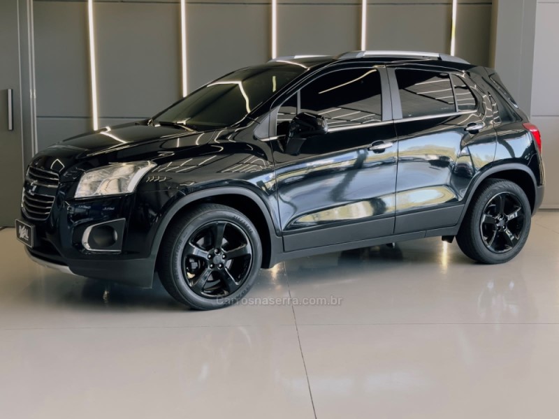 tracker 1.8 mpfi ltz 4x2 16v flex 4p automatico 2016 sapiranga