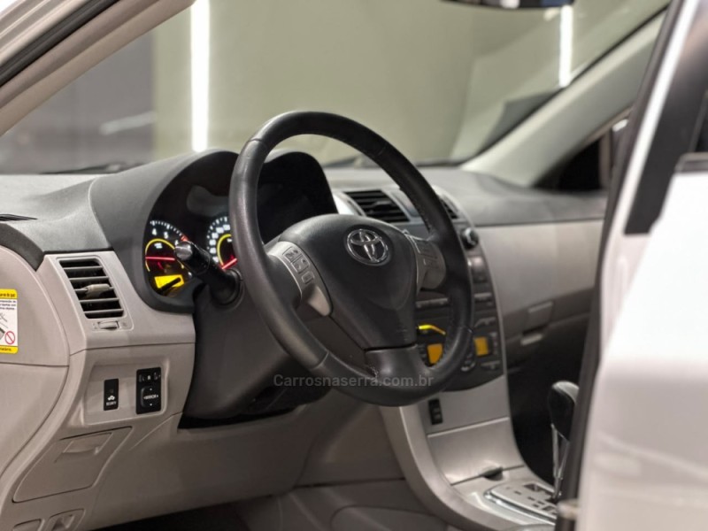 COROLLA 2.0 XEI 16V FLEX 4P AUTOMÁTICO - 2012 - CAXIAS DO SUL