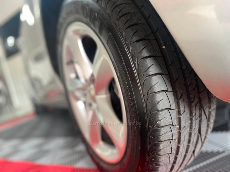 FOCUS 1.6 GLX 8V GASOLINA 4P MANUAL - 2011 - ESTâNCIA VELHA