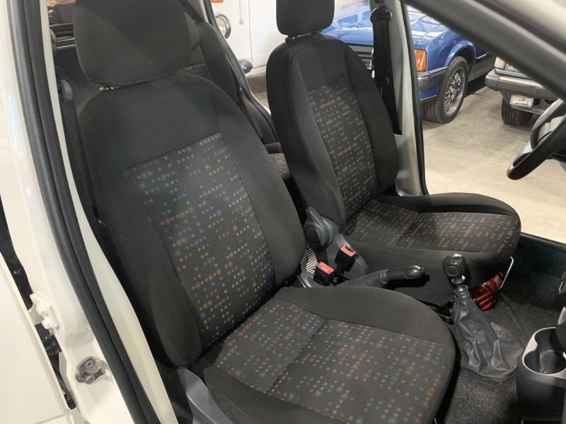UNO 1.0 VIVACE 8V FLEX 4P MANUAL - 2016 - CAXIAS DO SUL