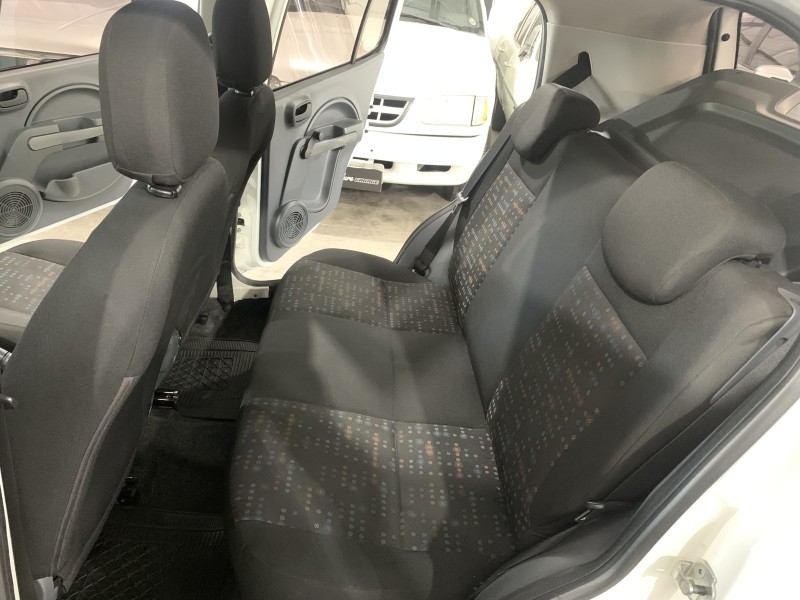 UNO 1.0 VIVACE 8V FLEX 4P MANUAL - 2016 - CAXIAS DO SUL