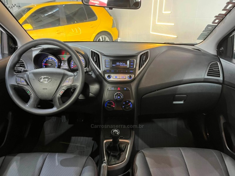 HB20 1.0 COMFORT 12V FLEX 4P MANUAL - 2017 - ESTâNCIA VELHA
