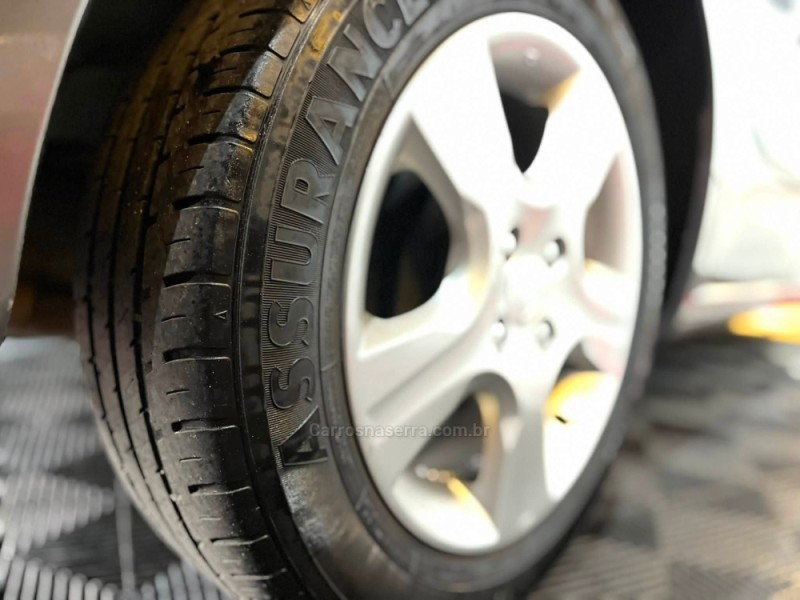 FIT 1.4 LXL 8V FLEX 4P MANUAL - 2011 - ESTâNCIA VELHA