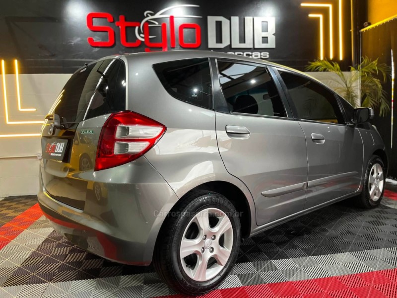 FIT 1.4 LXL 8V FLEX 4P MANUAL - 2011 - ESTâNCIA VELHA