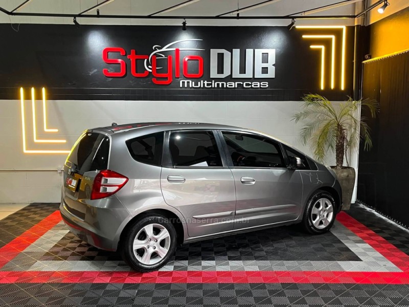 FIT 1.4 LXL 8V FLEX 4P MANUAL - 2011 - ESTâNCIA VELHA