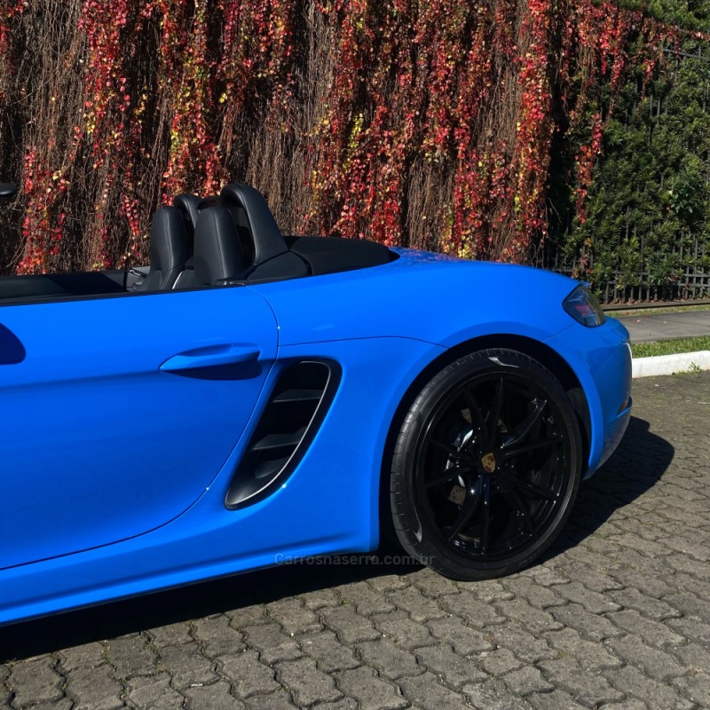 718 2.0 BOXSTER H4 16V GASOLINA 2P PDK - 2024 - MONTENEGRO
