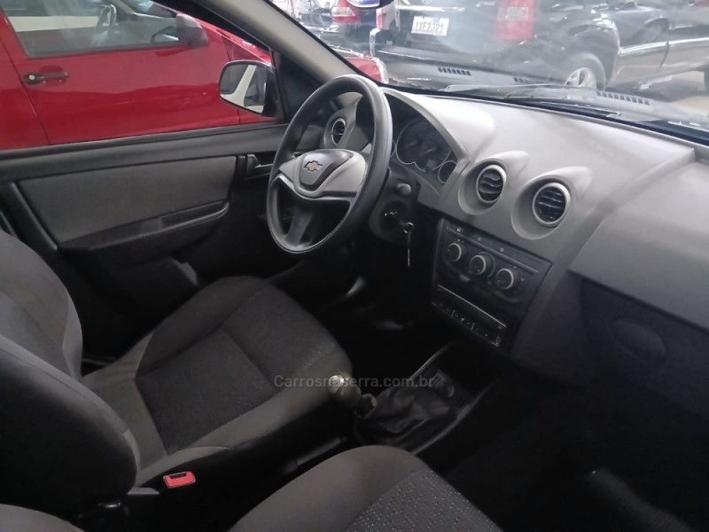CELTA 1.0 MPFI LT 8V FLEX 4P MANUAL - 2013 - NOVA PETRóPOLIS
