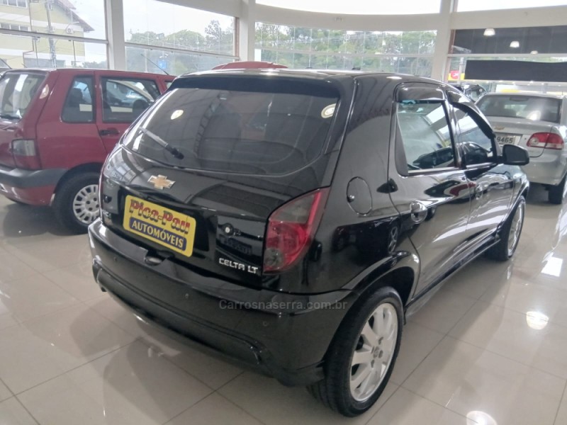 CELTA 1.0 MPFI LT 8V FLEX 4P MANUAL - 2013 - NOVA PETRóPOLIS