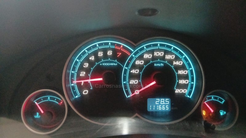 CELTA 1.0 MPFI LT 8V FLEX 4P MANUAL - 2013 - NOVA PETRóPOLIS