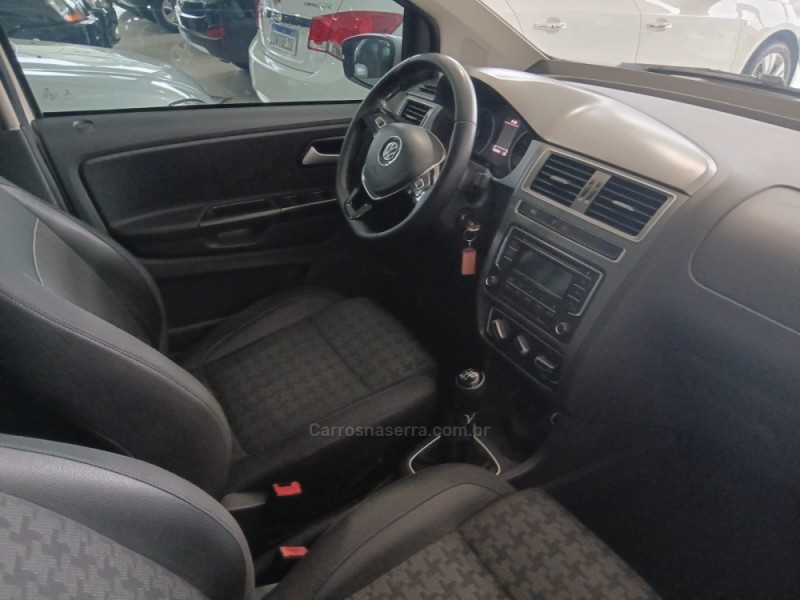 SPACEFOX 1.6 MI COMFORTLINE 8V FLEX 4P MANUAL - 2016 - NOVA PETRóPOLIS