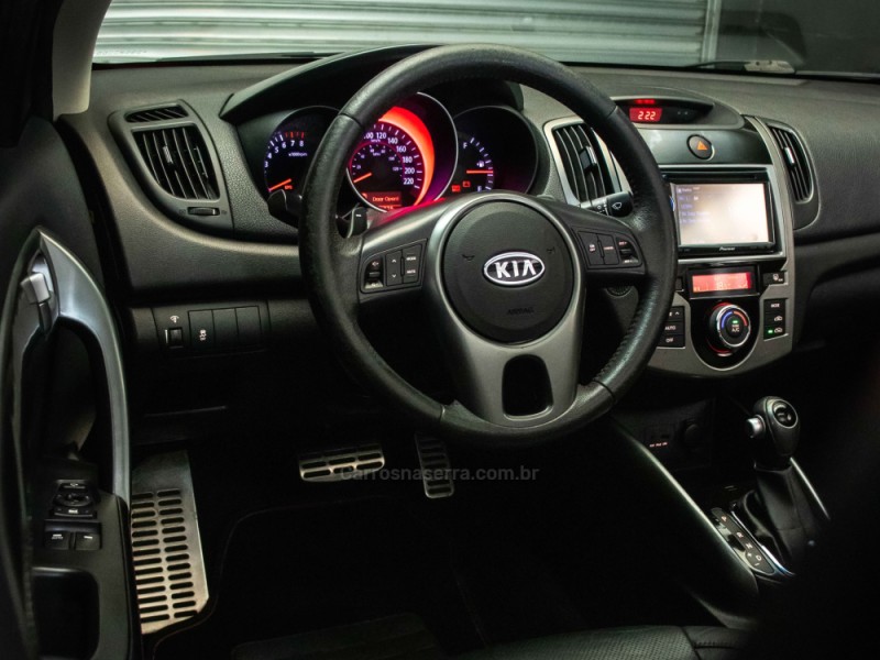 CERATO 2.0 KOUP 16V GASOLINA 2P AUTOMÁTICO - 2013 - CAXIAS DO SUL