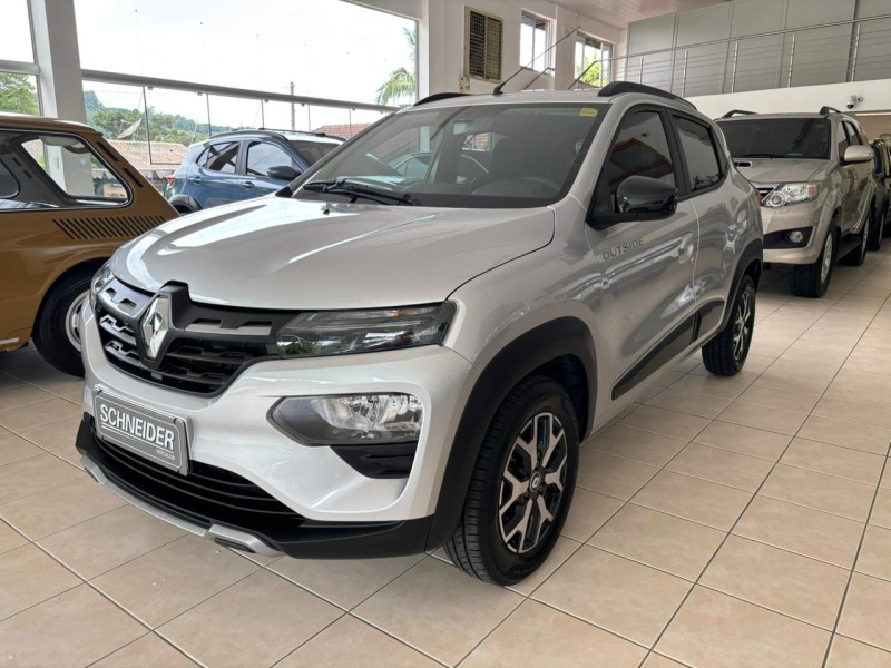 KWID 1.0 12V OUTSIDER FLEX 4P MANUAL - 2023 - NOVA PETRóPOLIS