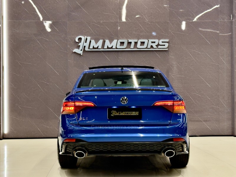 JETTA 2.0 16V TSI GLI 350 GASOLINA 4P AUTOMÁTICO - 2023 - CAXIAS DO SUL