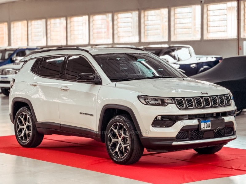 COMPASS 1.3 LONGITUDE T270 16V TURBO FLEX 4P AUTOMÁTICO - 2025 - NOVA PRATA