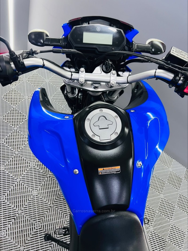 XTZ 250 LANDER - 2023 - CAMPO BOM