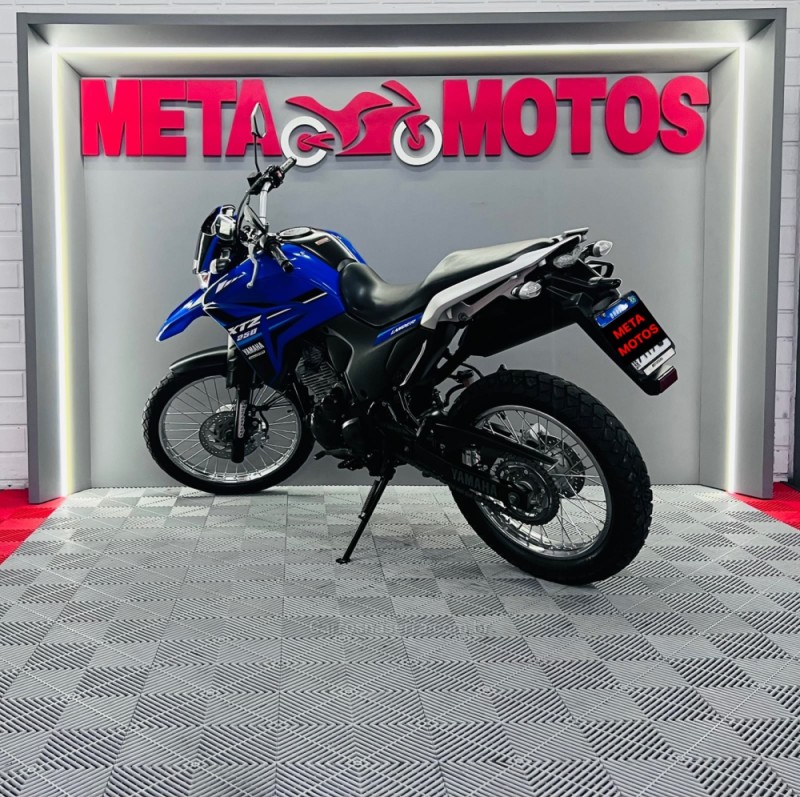 XTZ 250 LANDER - 2023 - CAMPO BOM