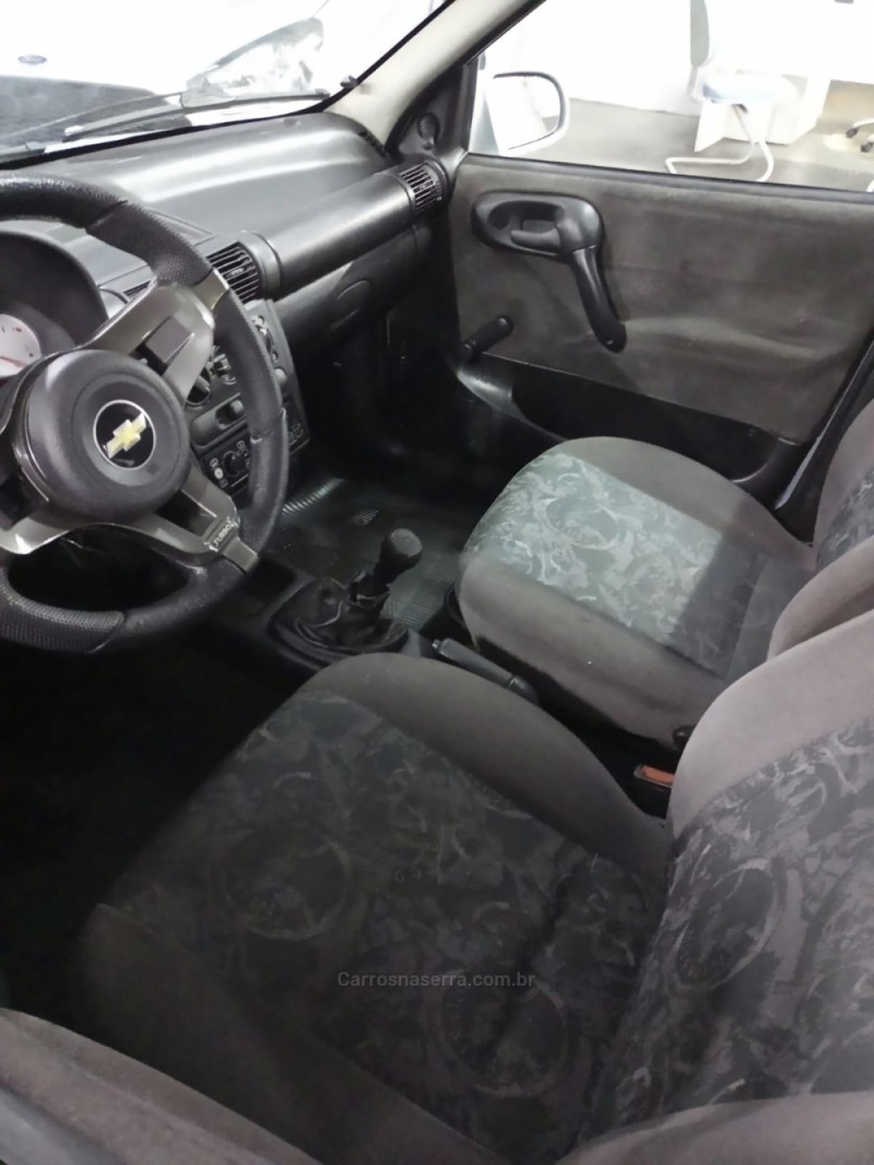 CORSA 1.0 MPFI MILENIUM 8V GASOLINA 4P MANUAL - 2002 - BENTO GONçALVES