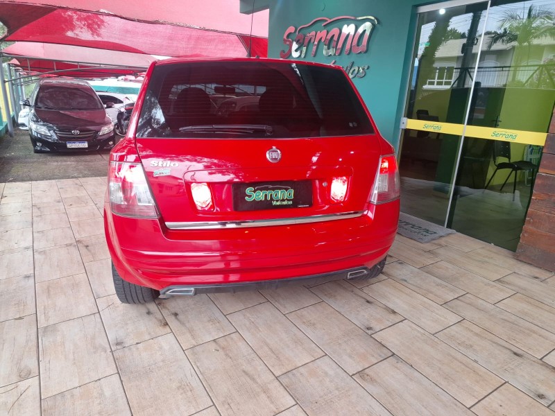 STILO 1.8 MPI 8V FLEX 4P MANUAL - 2009 - DOIS IRMãOS