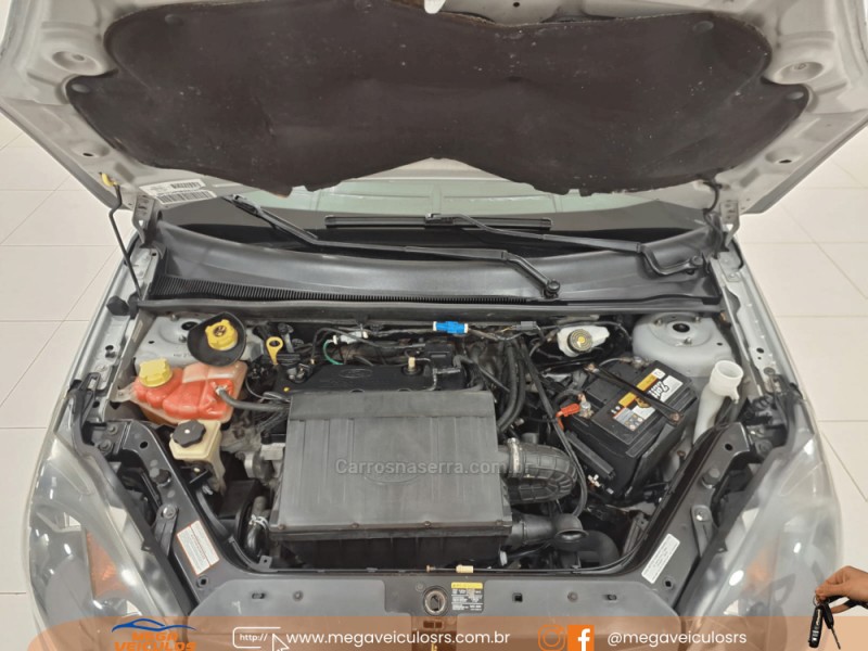 FIESTA 1.6 ROCAM SEDAN 8V FLEX 4P MANUAL - 2011 - BENTO GONçALVES